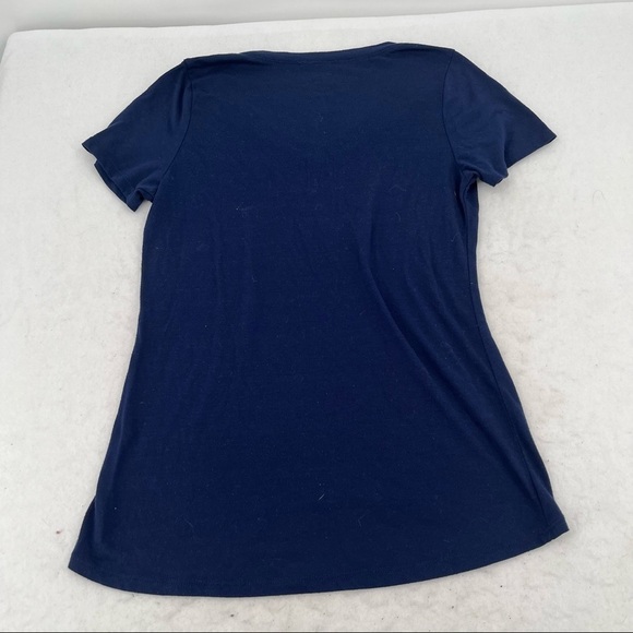 DISNEY Women’s Navy Blue Mickey and Minnie Mouse Short Sleeved T-Shirt sz Medium - Picture 3 of 8